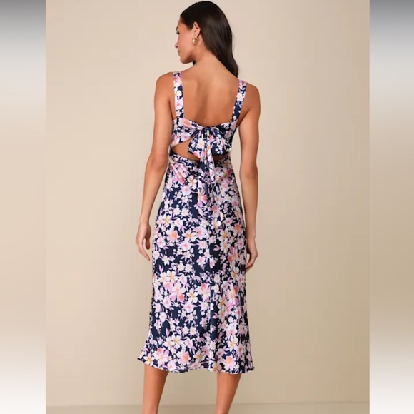 NWT Lulu's Admirable  Charmer Navy Blue Floral Satin Tie-Back Midi Dress - Picture 2 of 3